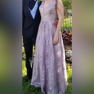 Prom Dress! Beautiful dress with purple & silver under tones! Worn once! Size 6!